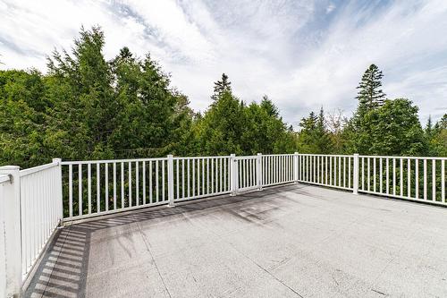 Terrasse - 9065  - 9067 Ch. Ladouceur, Sainte-Agathe-Des-Monts, QC 