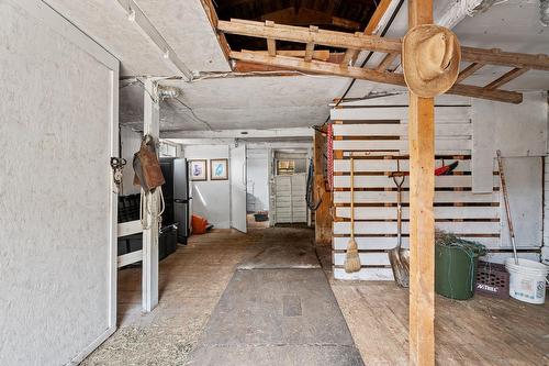 Écurie - 9065  - 9067 Ch. Ladouceur, Sainte-Agathe-Des-Monts, QC 