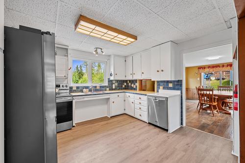 Cuisine - 9065  - 9067 Ch. Ladouceur, Sainte-Agathe-Des-Monts, QC 