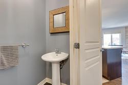 Powder room - 