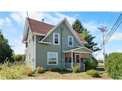 3343 Brideau  Tracadie, NB E1X 1A4