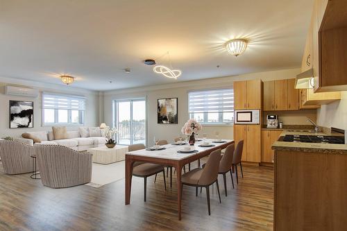 Overall view - 209-3228 Rue Ste-Émilie, Saguenay (Jonquière), QC - Indoor