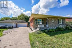 6616 RIALL STREET  Niagara Falls (Stamford), ON L2J 1Z6
