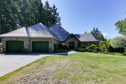 7003 Mays Rd  Duncan, BC V9L 6A6