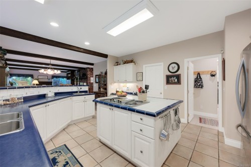 7003 Mays Rd, Duncan, BC 