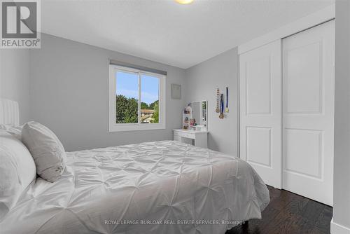 1500 Riley Avenue, Burlington, ON - Indoor Photo Showing Bedroom