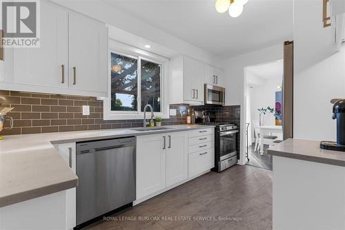 1500 Riley Avenue, Burlington, ON - Indoor Photo Showing Kitchen
