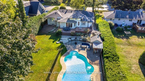 383 Maplehurst Avenue, Oakville, ON - Outdoor With In Ground Pool