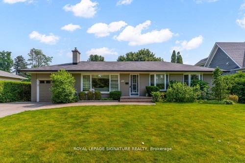 383 Maplehurst Avenue, Oakville, ON - Outdoor With Facade