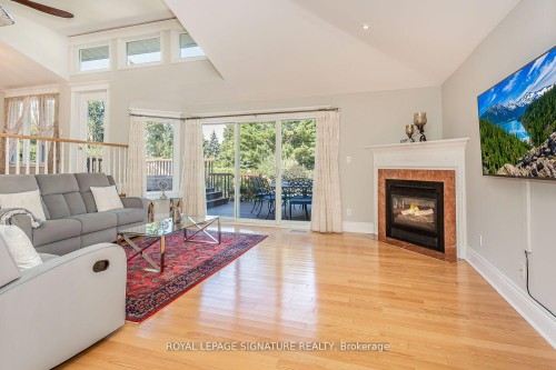 383 Maplehurst Avenue, Oakville, ON - Indoor Photo Showing Living Room With Fireplace