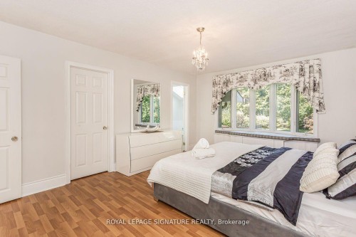 383 Maplehurst Avenue, Oakville, ON - Indoor Photo Showing Bedroom