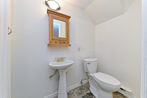 798433 3Rd Line E, Mulmur, ON - Indoor Photo Showing Bathroom