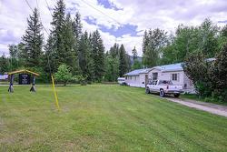 32 OLD N THOMPSON  E Highway  Clearwater, BC V0E 1N2