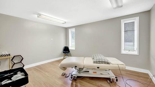 32 Old N Thompson  E Highway, Clearwater, BC - Indoor