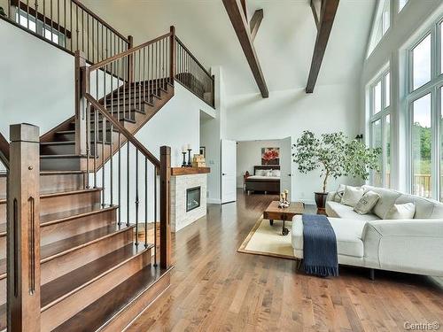 Overall view - 2060Z Côte St-Victor, Papineauville, QC - Indoor With Fireplace