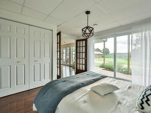 Primary bedroom - 2060Z Côte St-Victor, Papineauville, QC - Indoor Photo Showing Bedroom