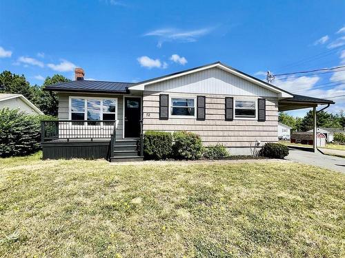 72 Acadia Avenue  Stellarton, NS B0K 1S0