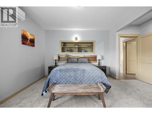 432 Hwy 97 Highway, Summerland, BC - Indoor Photo Showing Bedroom