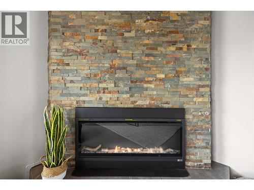 432 Hwy 97 Highway, Summerland, BC - Indoor Photo Showing Living Room With Fireplace