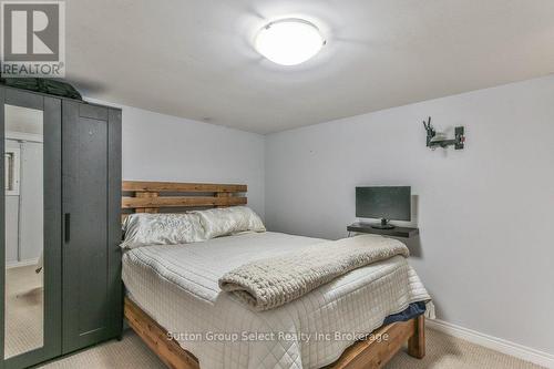 21 Heron Avenue, Woodstock (Woodstock - North), ON - Indoor Photo Showing Bedroom