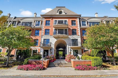 311-2 Place des Jardins-des-Vosges  Montréal (Verdun/Île-Des-Soeurs), QC H3E 2B2