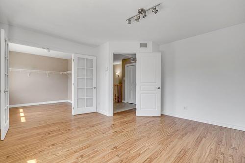 Primary bedroom - 302-1692 Boul. Pie-Xi N., Québec (La Haute-Saint-Charles), QC - Indoor Photo Showing Other Room