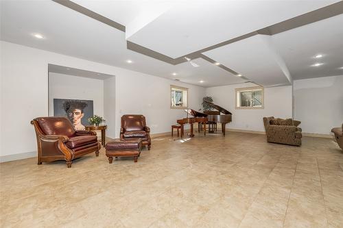 211 Pleasant Valley Cross Road, Armstrong, BC - Indoor