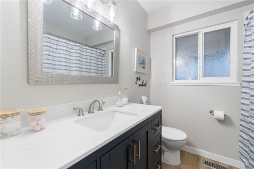 125 Arbutus Cres, Ladysmith, BC 