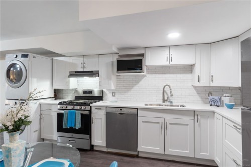 125 Arbutus Cres, Ladysmith, BC 