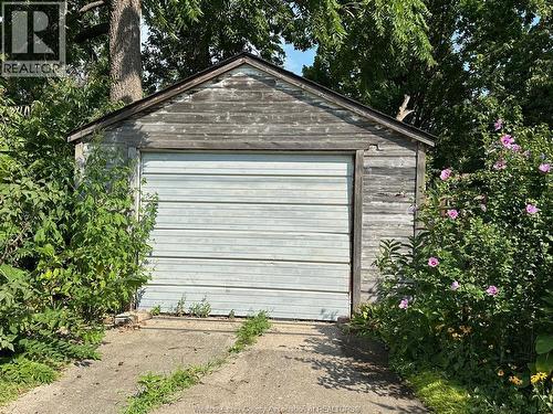 1615 Marentette, Windsor, ON - Outdoor