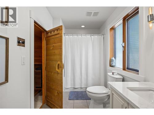 3700 Jean Road, Kelowna, BC - Indoor Photo Showing Bathroom