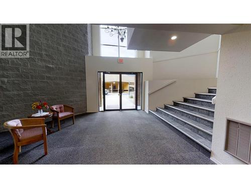 entry - 337 Mckinney Road Unit# 111, Oliver, BC - Indoor Photo Showing Other Room