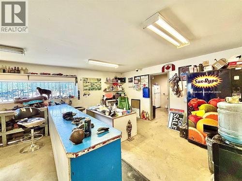 Front Desk & Office Space - 4751 5Th Avenue Sw, Salmon Arm, BC 