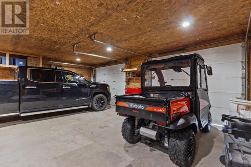 94 Amber Drive, Whitbourne, NL - Indoor Photo Showing Garage