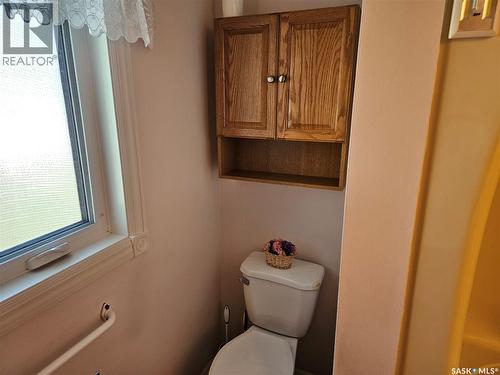30 Centennial Crescent, Melville, SK - Indoor Photo Showing Bathroom