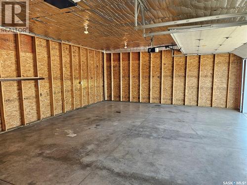 30 Centennial Crescent, Melville, SK - Indoor