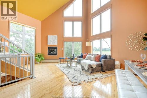 535 Erie South, Harrow, ON - Indoor Photo Showing Living Room With Fireplace