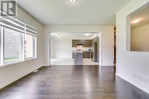 30 Witteveen Drive, Brantford, ON - Indoor Photo Showing Other Room