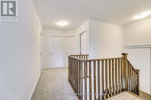 30 Witteveen Drive, Brantford, ON - Indoor Photo Showing Other Room