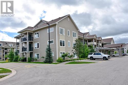 201 - 5 Anchorage Crescent, Collingwood, ON - Outdoor With Facade