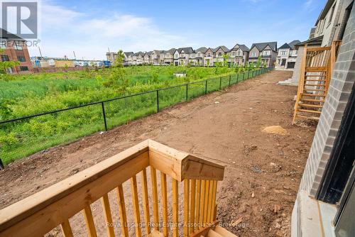 3142 Duggan Trail, Oakville, ON - Outdoor