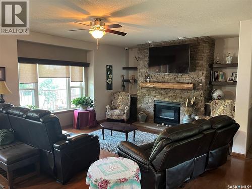 105 Jim Headington Way, Wadena, SK - Indoor Photo Showing Living Room With Fireplace