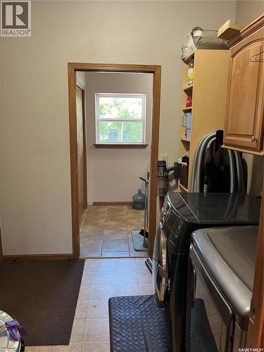 105 Jim Headington Way, Wadena, SK - Indoor Photo Showing Laundry Room