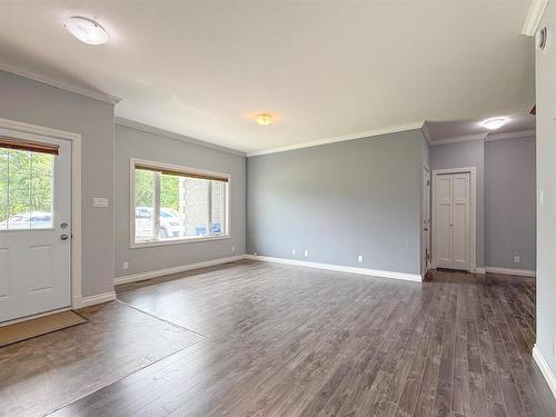 4 250 7Th Avenue N, Virden, MB - Indoor Photo Showing Other Room