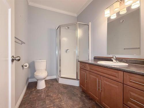 4 250 7Th Avenue N, Virden, MB - Indoor Photo Showing Bathroom