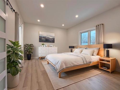 135 Daphne Avenue E, Souris, MB - Indoor Photo Showing Bedroom