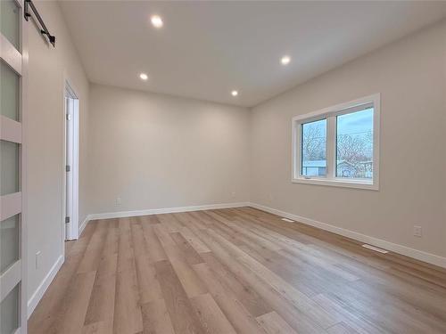 135 Daphne Avenue E, Souris, MB - Indoor Photo Showing Other Room