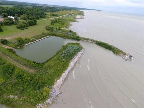 14 Beckville Beach Drive, Alonsa, MB 