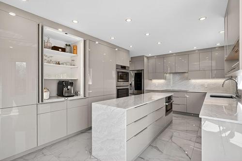 Kitchen - 1623 Rue Michel-Gamelin, Laval (Vimont), QC - Indoor Photo Showing Kitchen With Upgraded Kitchen