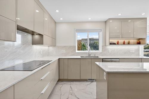 Kitchen - 1623 Rue Michel-Gamelin, Laval (Vimont), QC - Indoor Photo Showing Kitchen With Upgraded Kitchen